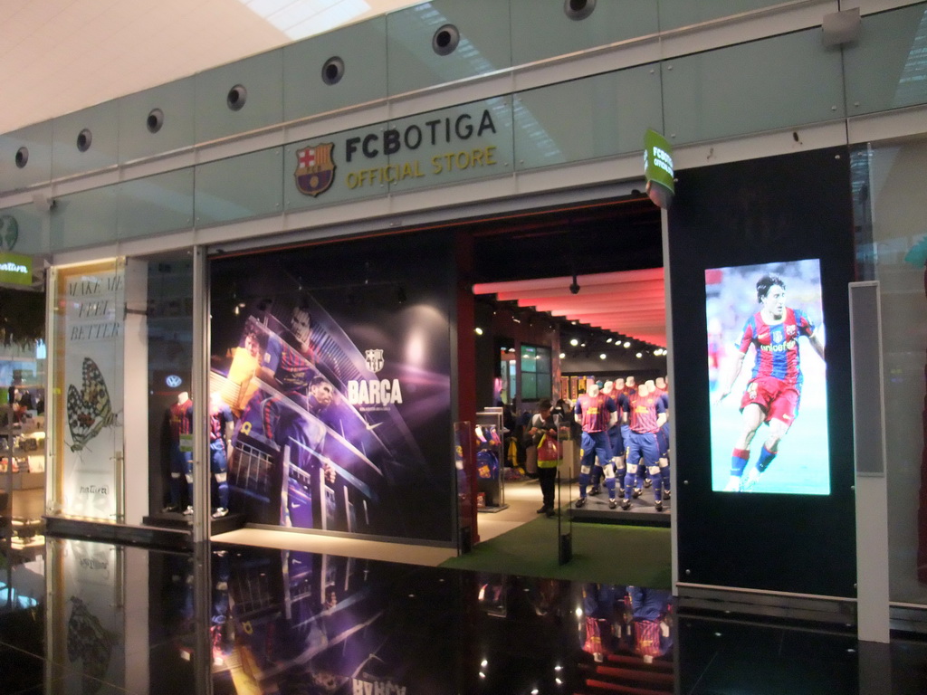 FCBotiga store at Barcelona El Prat Airport