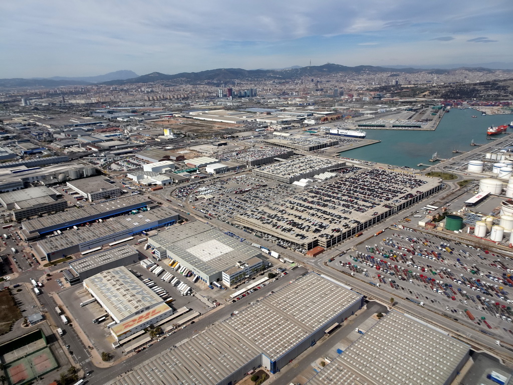 The Zona Franca area and the Port de Barcelona harbour, viewed from the airplane from Amsterdam