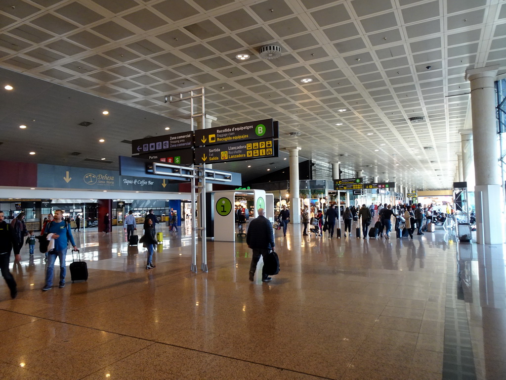 Arrivals Hall of Barcelona-El Prat Airport