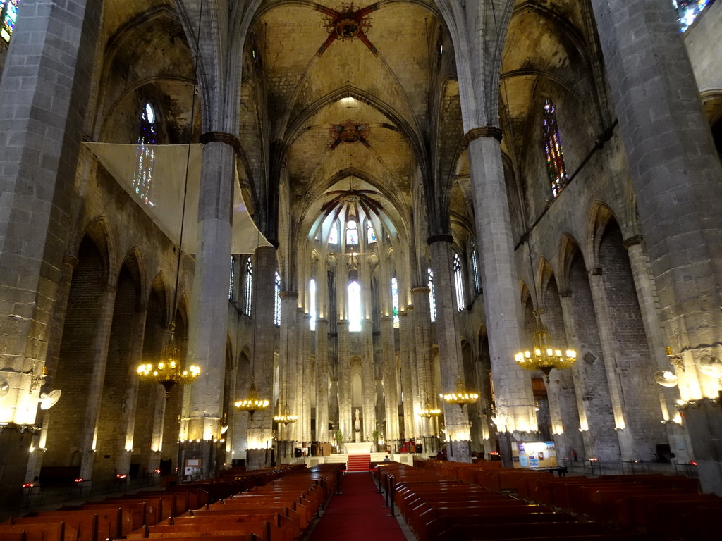 Nave, apse and altar of the Basilica de Santa Maria del Mar church