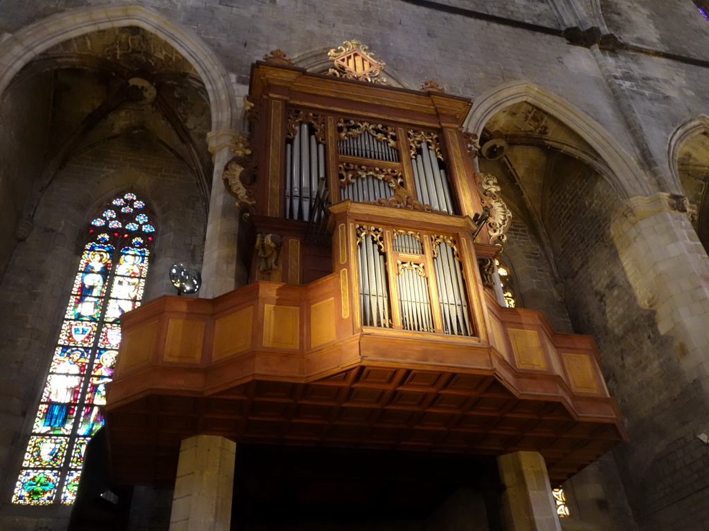 Organ of the Basilica de Santa Maria del Mar church