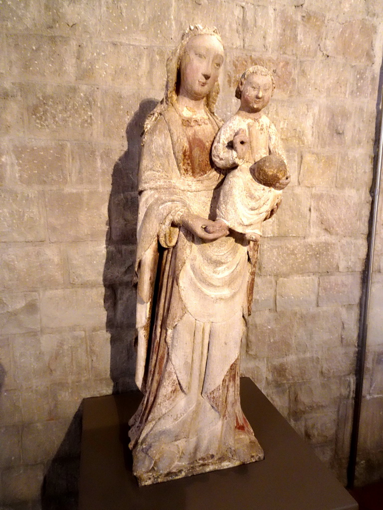 Sculpture `Virgin and Child` at the upper floor of the Basilica de Santa Maria del Mar church