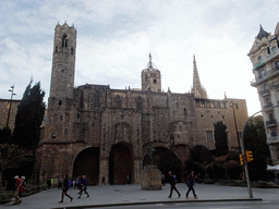 The Plaça de Ramon Berenguer el Gran square with the Roman Wall, the Chapel of Santa Àgata and the towers of the Barcelona Cathedral