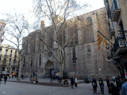 The Plaça de Sant Josep Oriol square with the northeast side of the Basilica de Santa Maria del Pi church