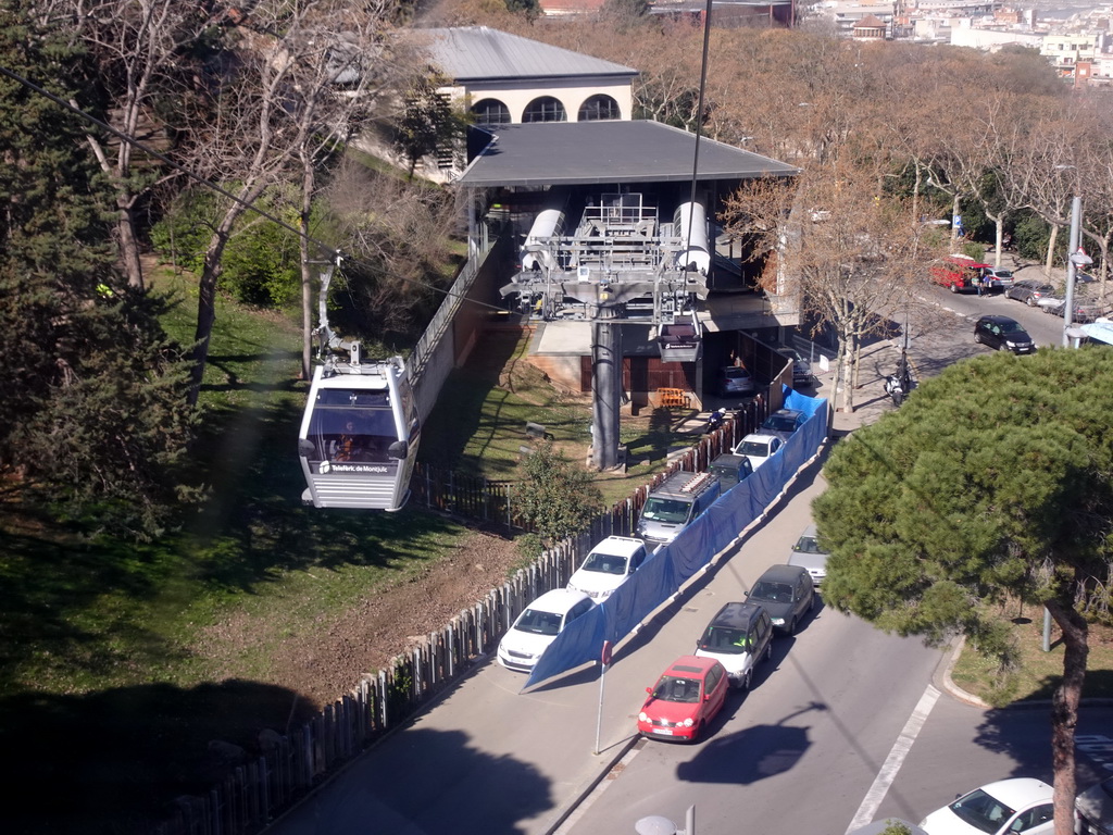 The base station of the Montjuïc Cable Car at the northeast side of the Montjuïc hill, viewed from the Montjuïc Cable Car