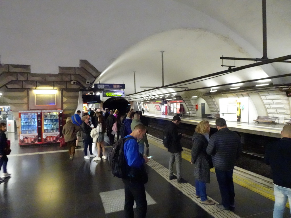 Interior of the Espanya subway station