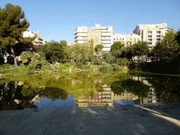 Southeast side of the pond at the Plaça de Gaudí square