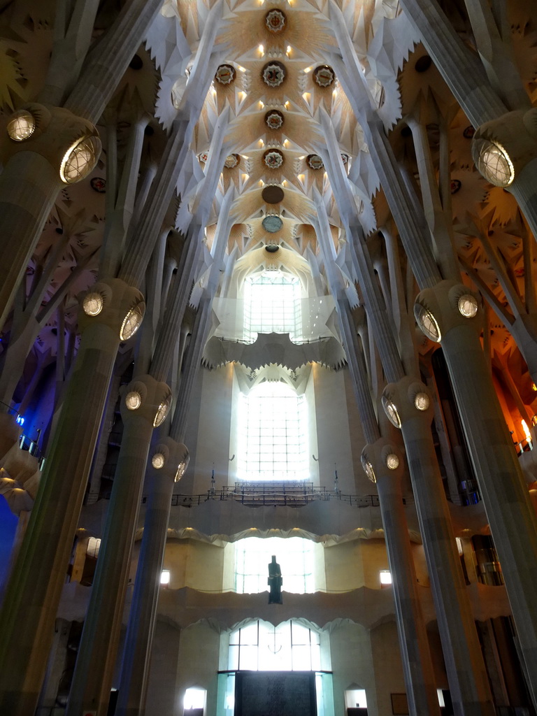 Nave of the Sagrada Família church