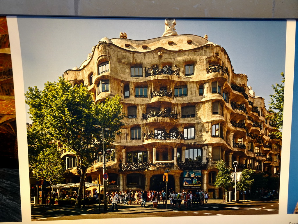 Photograph of the La Pedrera building, at the Sagrada Família Museum