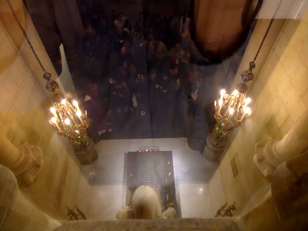 The grave of Antoni Gaudí at the Crypt of the Sagrada Família church, viewed from the Sagrada Família Museum