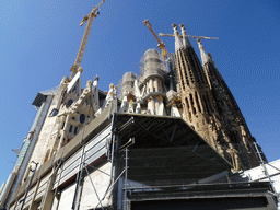 East side of the Sagrada Família church, viewed from the Carrer de Mallorca street