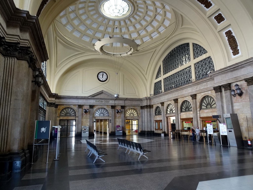 Interior of the Estación de Francia railway station