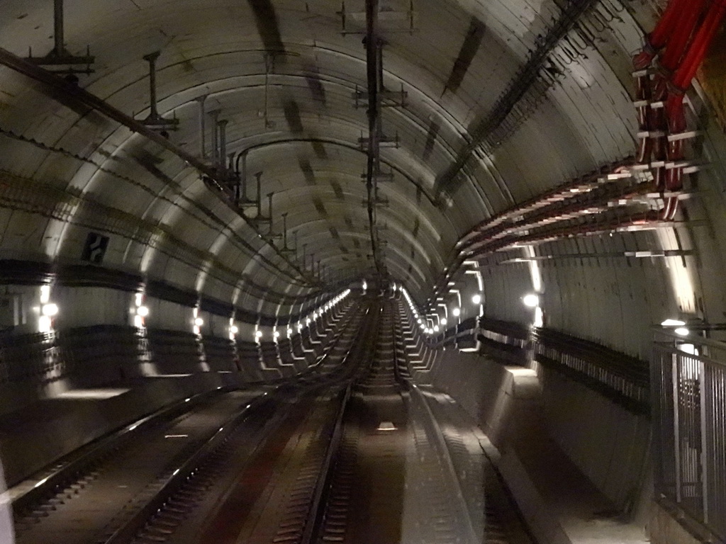Interior of the subway tunnel near the Fira subway station