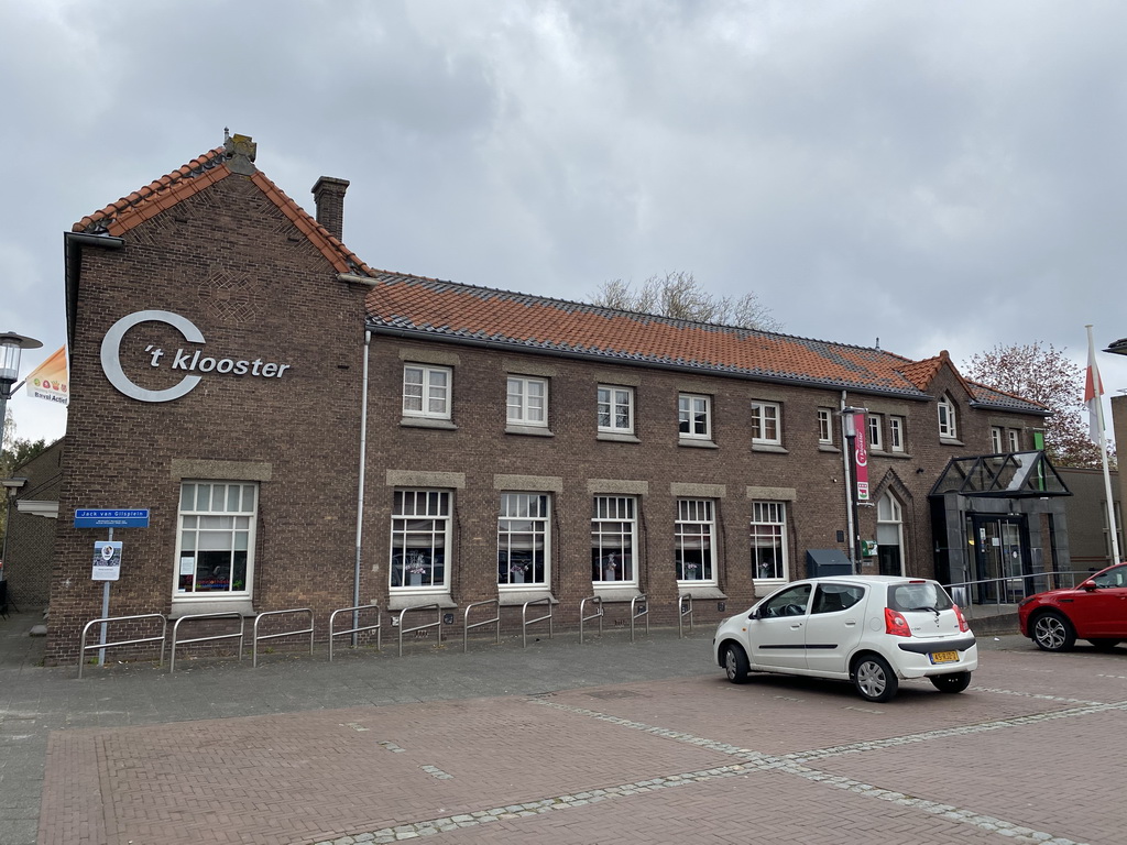 East side of the former Brigidaklooster monastery at the Jack van Gilsplein square