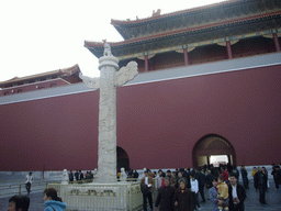 Huabiao ceremonial column and the back side of the Gate of Heavenly Peace