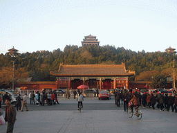 Jingshan Front Street and Jingshan Park with the Wanchun Pavilion, Jifang Pavilion and the Guanmiao Pavilion