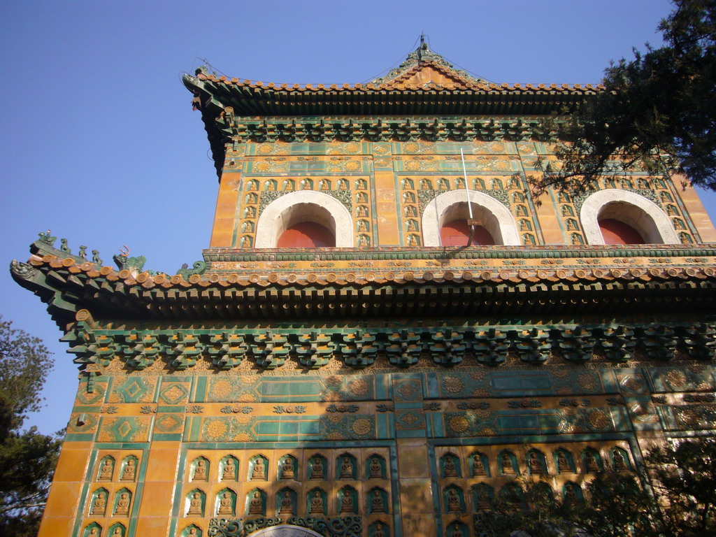 Front of the Hall of the Sea of Wisdom at the Summer Palace