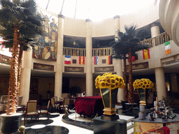 Central hall of the Qianmen Jianguo Hotel