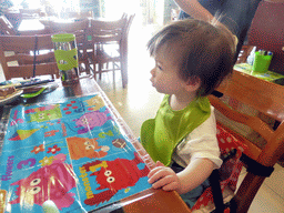 Max having lunch at the Qingyi Grassland fondue restaurant