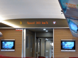 Speed indicator in the high speed train to Zhengzhou