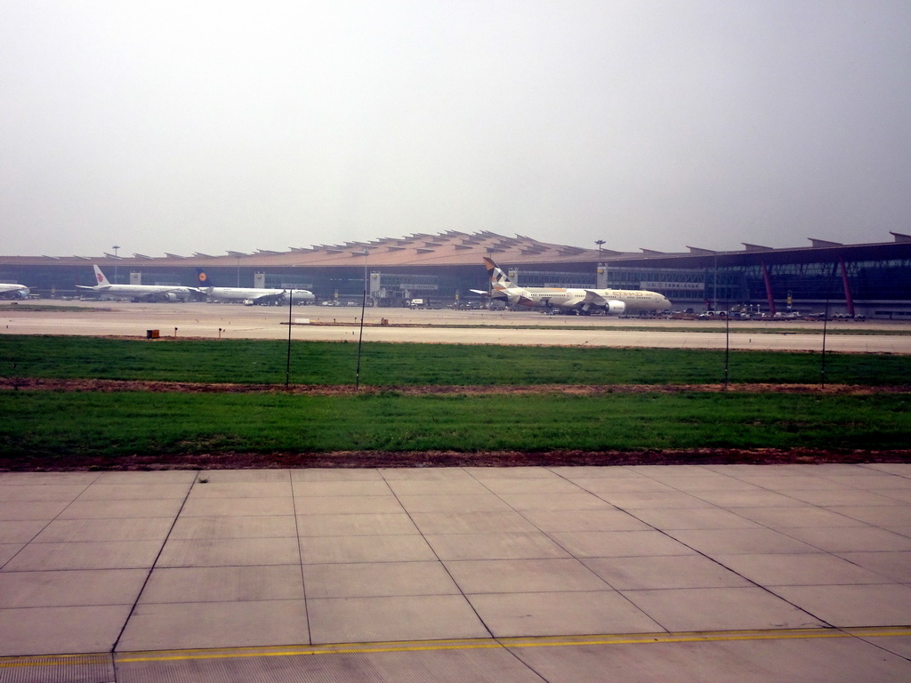 Beijing Capital International Airport, viewed from the airplane from Dalian