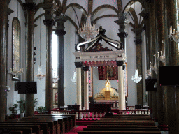 Apse and altar of St. Joseph`s Wangfujing Church