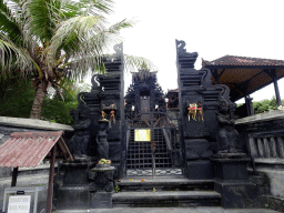 Gate to the Pura Luhur Penataran temple