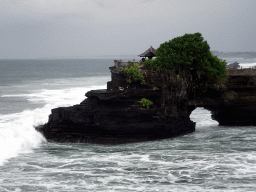 The Pura Batu Bolong temple, viewed from the gardens of the Pura Tanah Lot temple complex