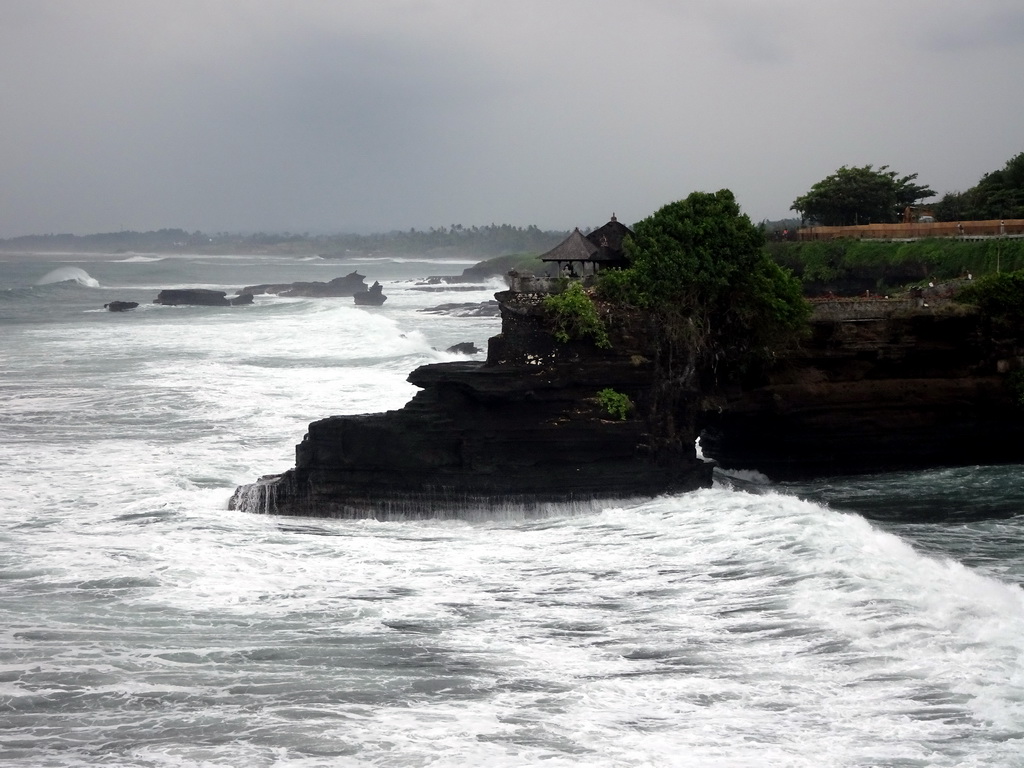 The Pura Batu Bolong temple, viewed from the gardens of the Pura Tanah Lot temple complex