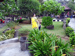 Miaomiao and Max in the gardens of the Pura Tanah Lot temple complex