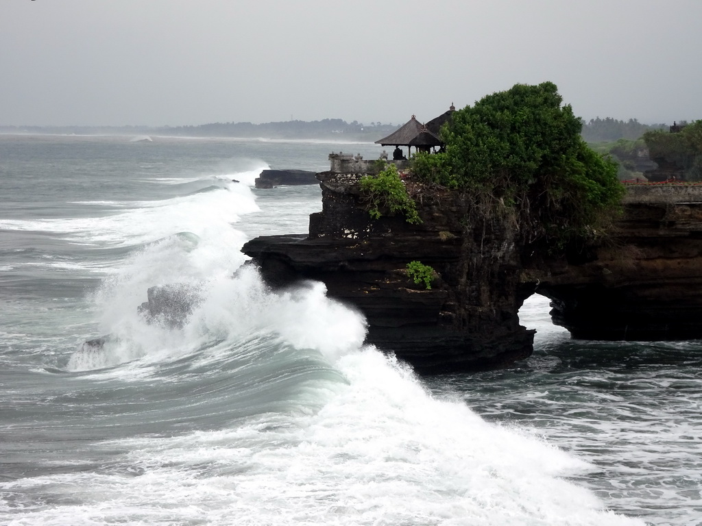 The Pura Batu Bolong temple, viewed from the gardens of the Pura Tanah Lot temple complex