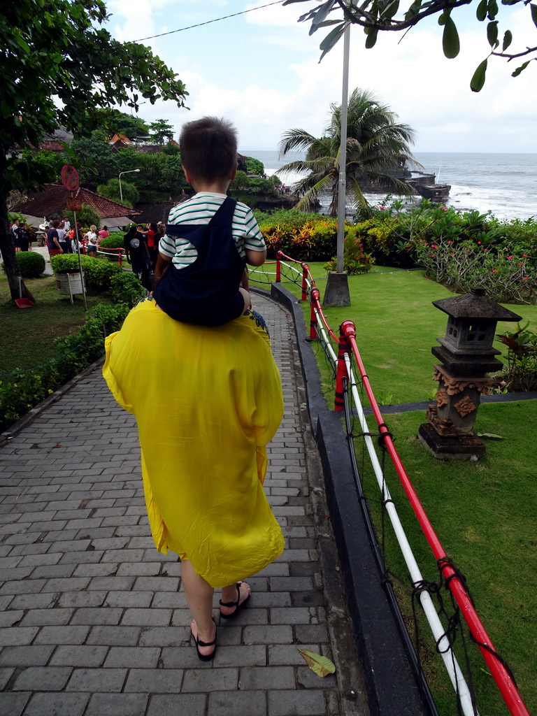 Miaomiao and Max in the gardens of the Pura Tanah Lot temple complex