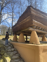 Max at the platform at the Mali village at the Museumpark of the Africa Museum