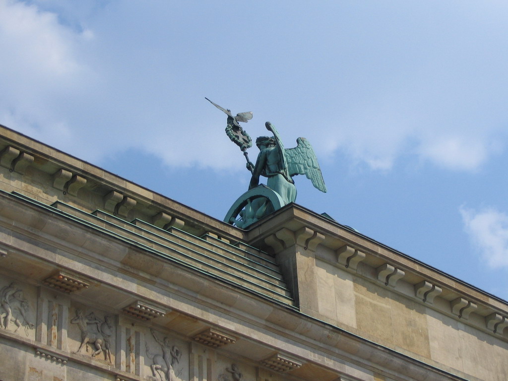 The back side of the Quadriga statue on top of the Brandenburger Tor gate