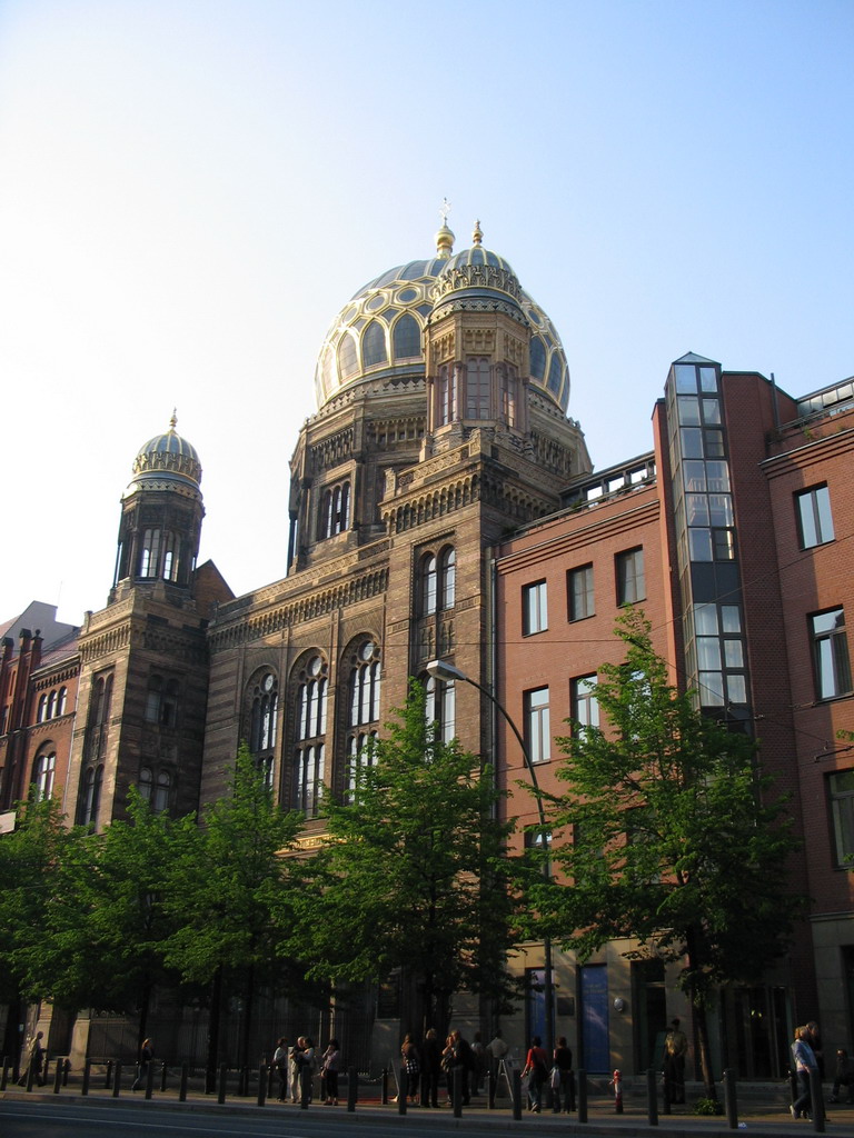 Front of the New Synagogue at the Oranienburger Straße street