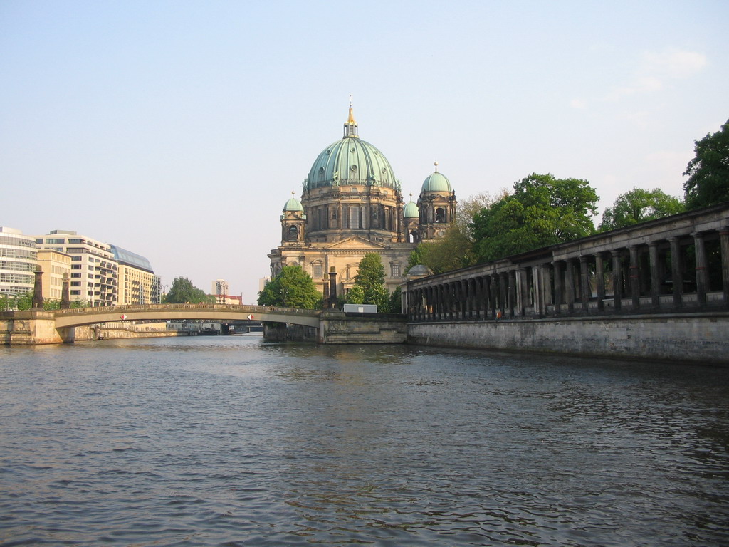 Friedrichs Bridge over the Spree river and the Berlin Cathedral, viewed from the James-Simon Park