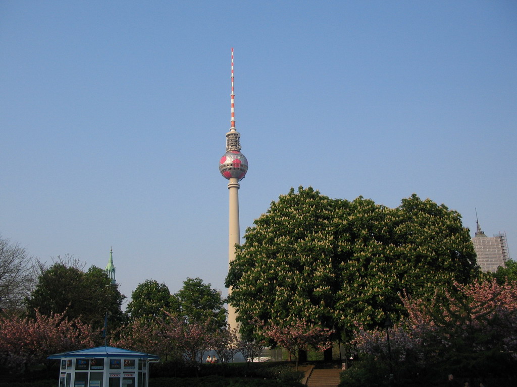 The Fernsehturm tower, viewed from the tour boat on the Spree river