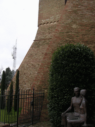 Statue at the northwest side of the La Rocca castle