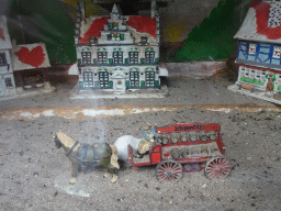 Mouse and miniature houses at BestZoo