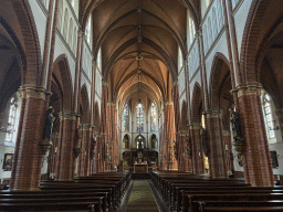 Nave, apse and altar of the Sint-Odulphuskerk church