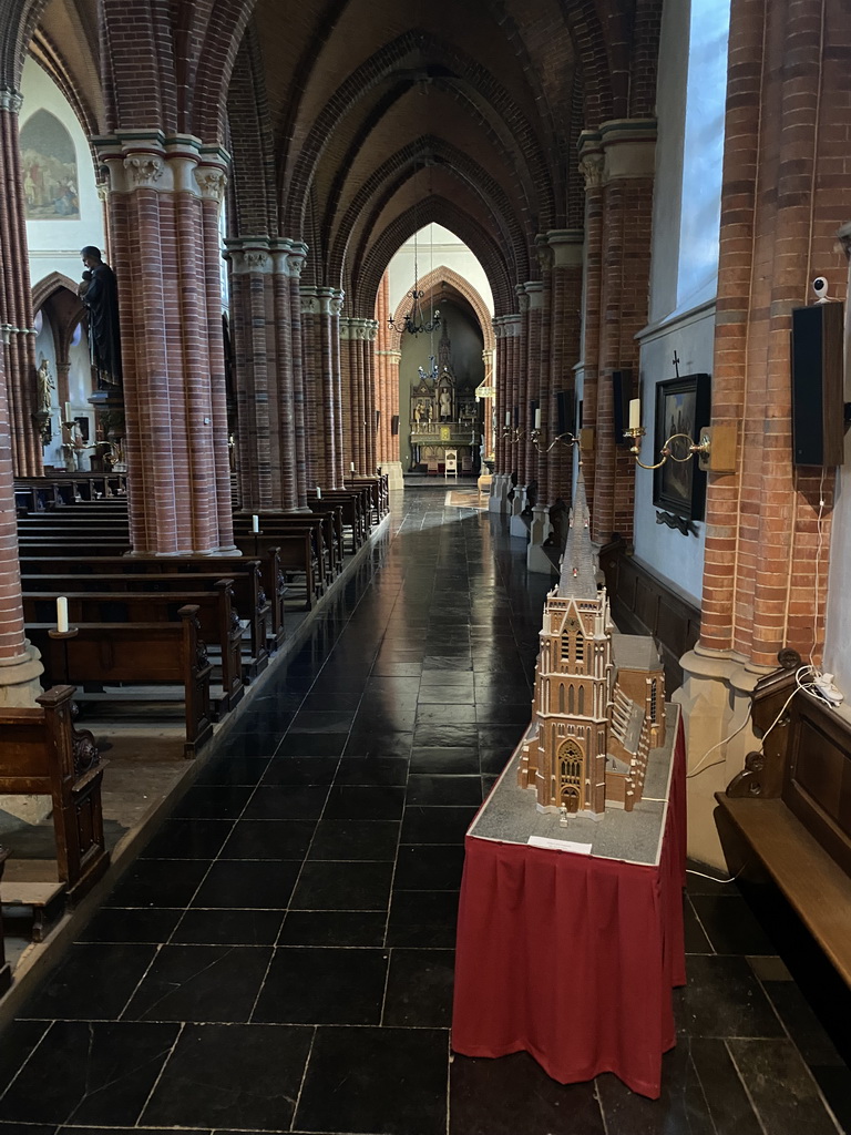 West aisle with a scale model of the Sint-Odulphuskerk church at the Sint-Odulphuskerk church