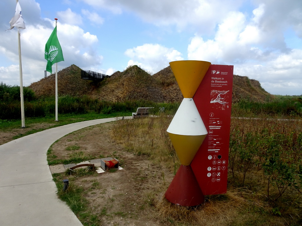 Front of the Biesbosch MuseumEiland at the Hilweg street