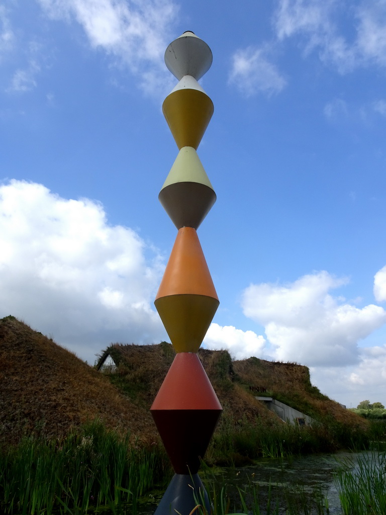 Column in front of the Biesbosch MuseumEiland