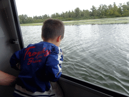 Max looking for fish in the Gat van de Buisjes lake, viewed from the Fluistertocht tour boat