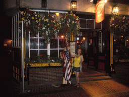 Miaomiao at the Green Dragon Tavern, by night