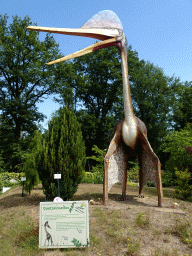 Statue of a Quetzalcoatlus in the Garden of the Oertijdmuseum, with explanation