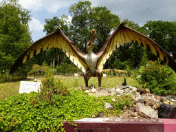 Statue of a Cearadactylus in the garden of the Oertijdmuseum, viewed from the entrance at the Bosscheweg street, with explanation