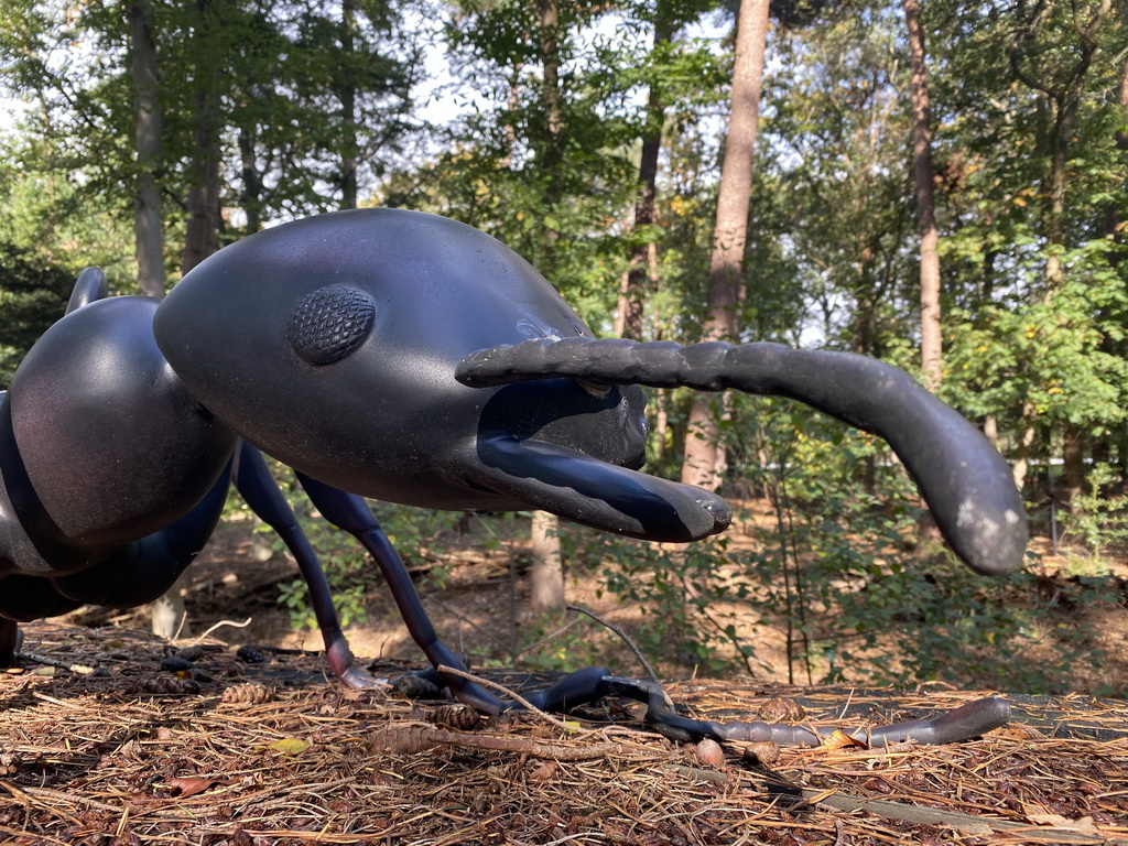 Ant statue in the Oertijdwoud forest of the Oertijdmuseum