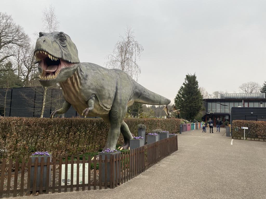 Statue of a Tyrannosaurus Rex at the entrance to the Oertijdmuseum at the Bosscheweg street