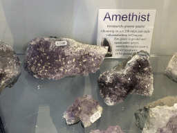 Amethists at the Lower Floor of the Dinohal building of the Oertijdmuseum, with explanation